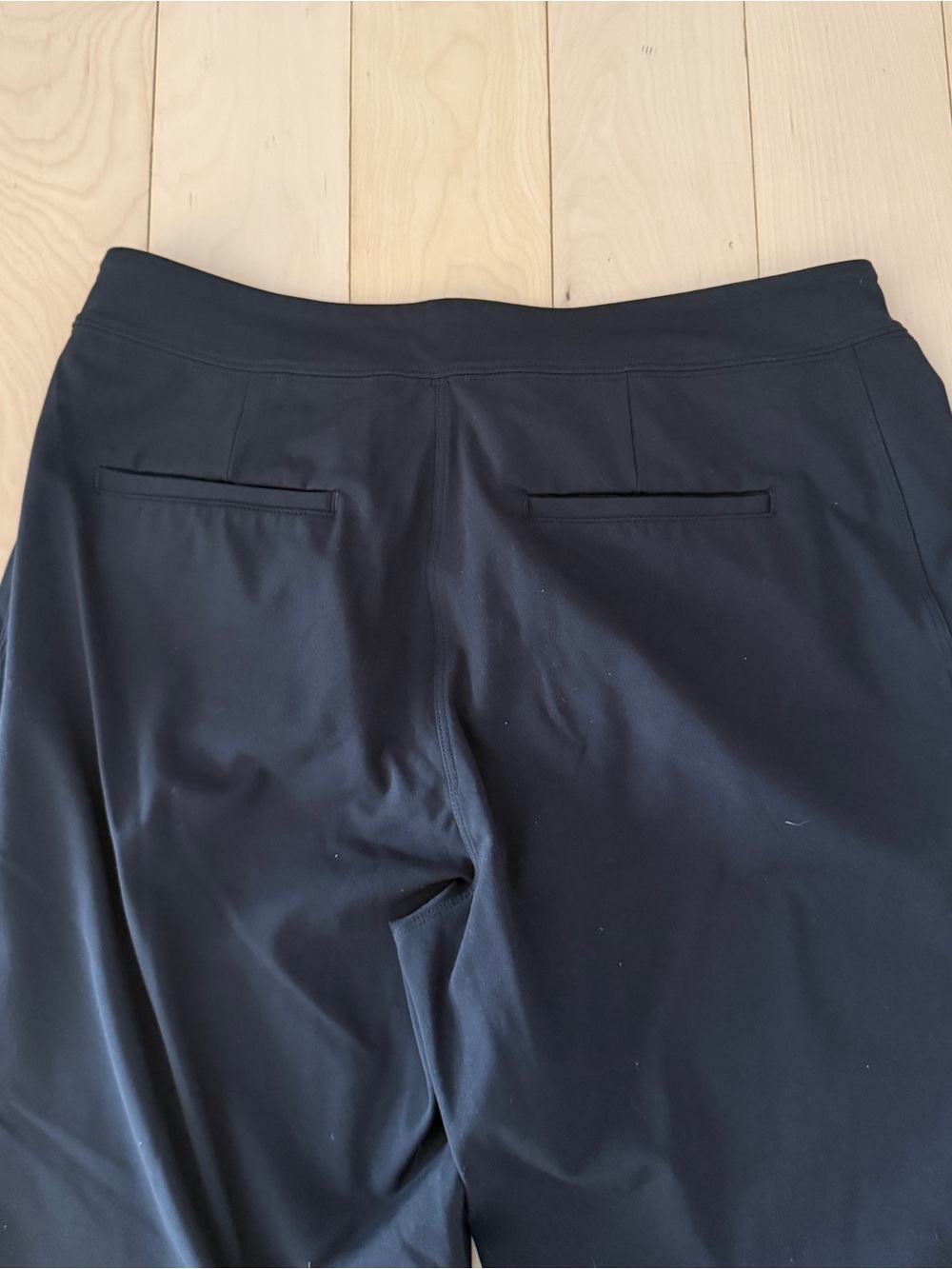 Lululemon Black Jogger Pants - Picture 3 of 4